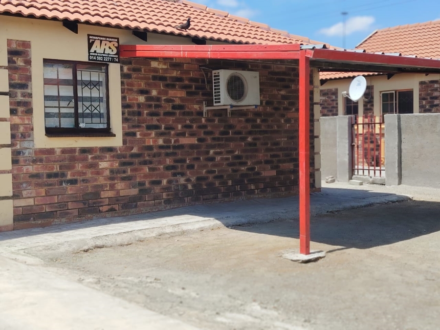 3 Bedroom Property for Sale in Seraleng North West